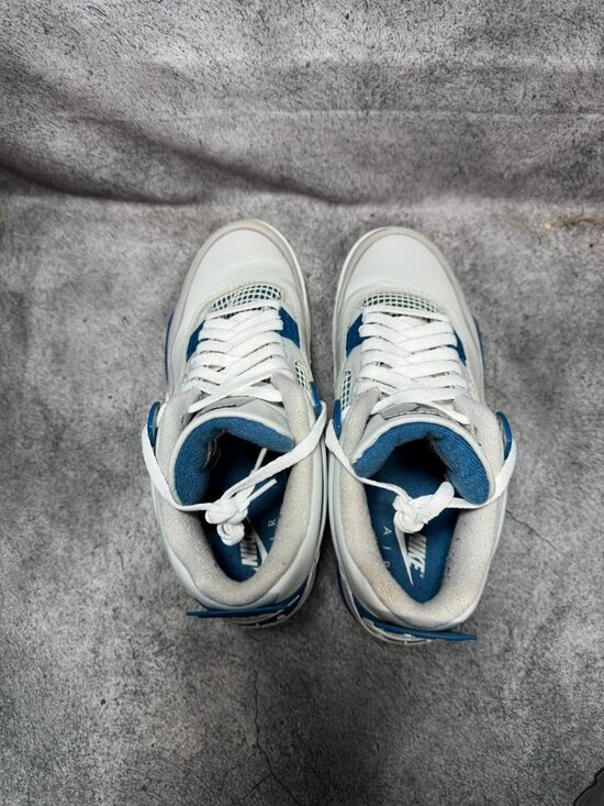 Size 8.5 | Jordan 4 Military Blue No Box | Pre-Owned main image 4